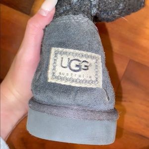 UGG grey chunk sweater knit boot